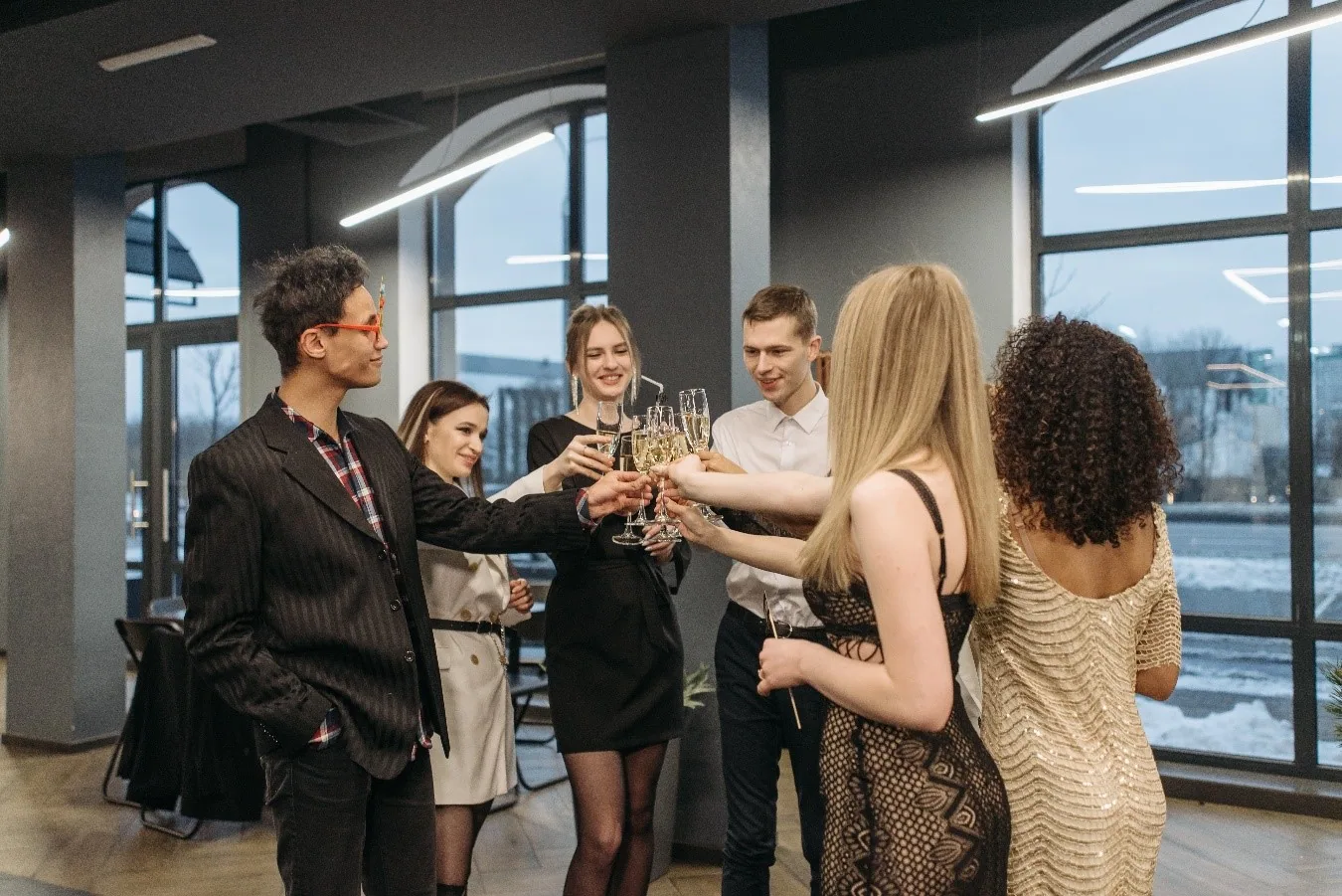 Networking con Estilo: El Arte de Organizar una Fiesta de Negocios Memorable