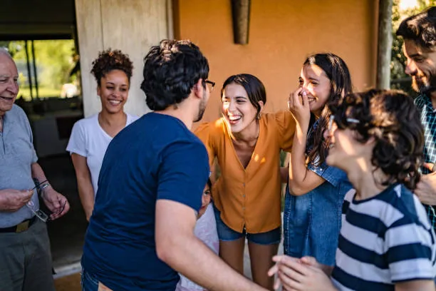 Juegos rápidos y fáciles para reuniones improvisadas
